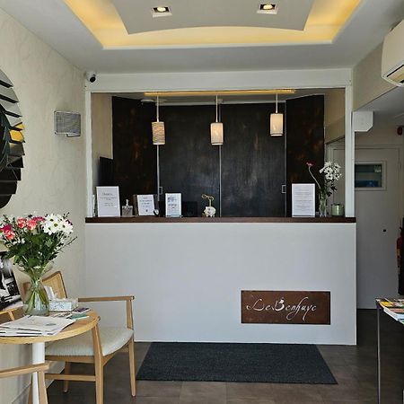 Hotel Le Benhuyc Binic Esterno foto