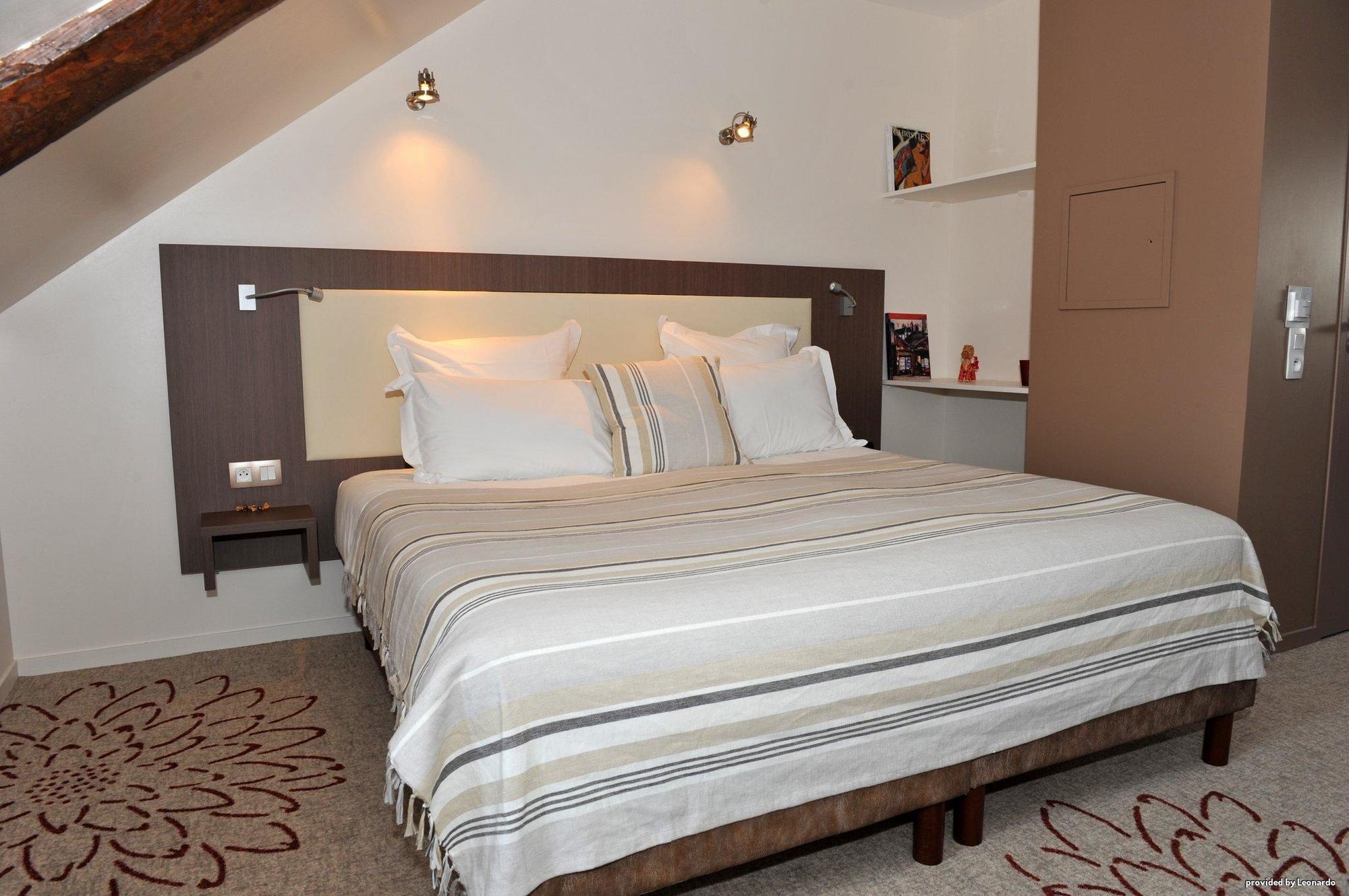 Hotel Le Benhuyc Binic Esterno foto