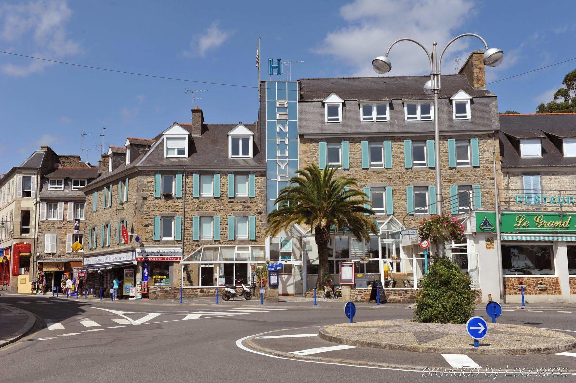 Hotel Le Benhuyc Binic Esterno foto